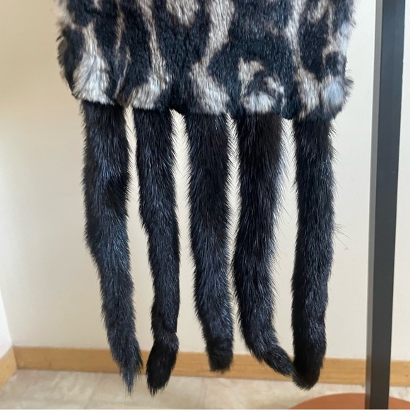 Vintage Leopard Print Scarf - Picture 5 of 8